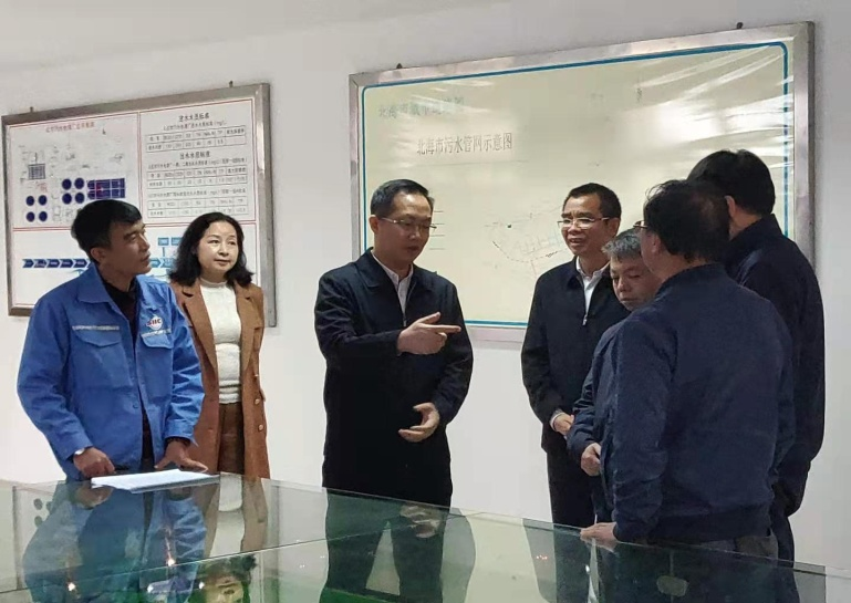 北海市市长廖立勇一行赴上实北海公司开展民生工程调研 北海市市长廖立勇一行赴上实北海公司开展民生工程调研
